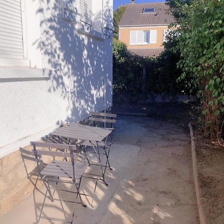 Petite Maison Avec Jardin Dans Banlieue De Paris Cormeilles-en-Parisis Exterior photo