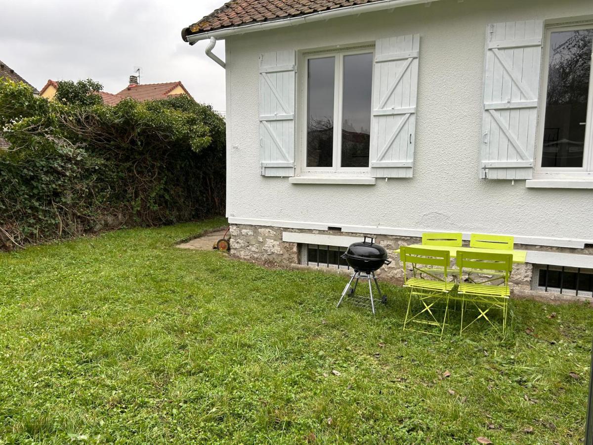 Petite Maison Avec Jardin Dans Banlieue De Paris Cormeilles-en-Parisis Exterior photo